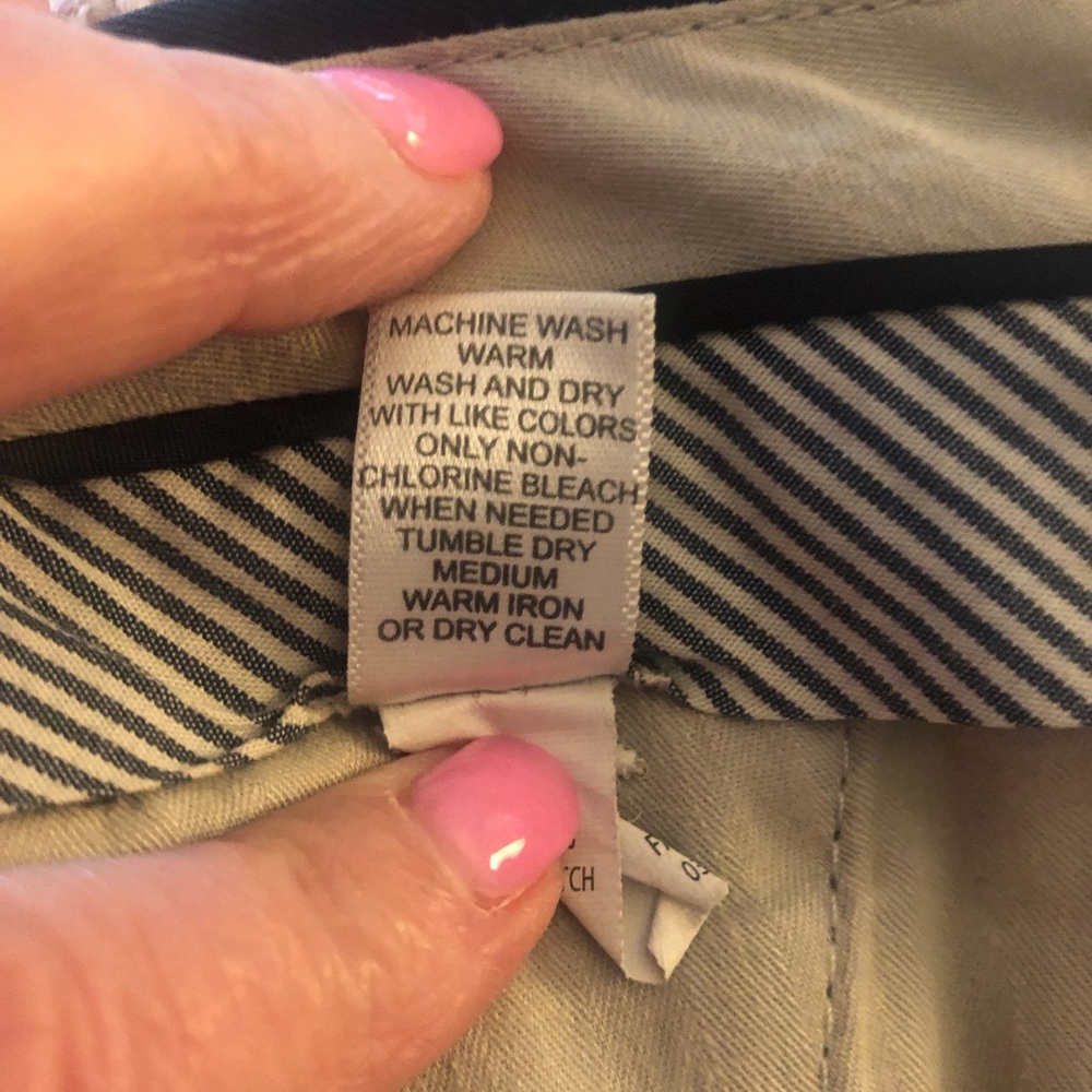Banana Republic Emerson Chinos - Picture 8 of 8